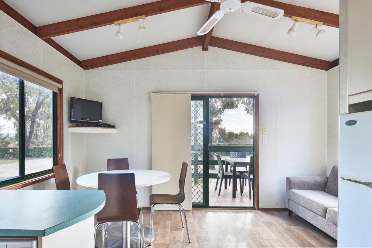 Nrma Bathurst Panorama Holiday Park Exterior photo
